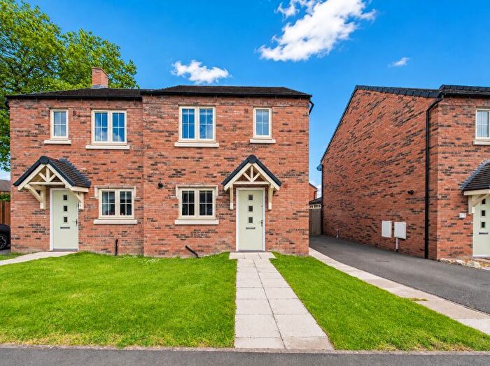 3 Bedroom Semi-Detached House For Sale In The Hawthorns, Ellesmere, SY12