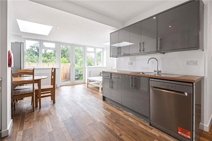 1 Bedroom Semi-Detached House To Rent In Canterbury Road, Guildford, Surrey, GU2