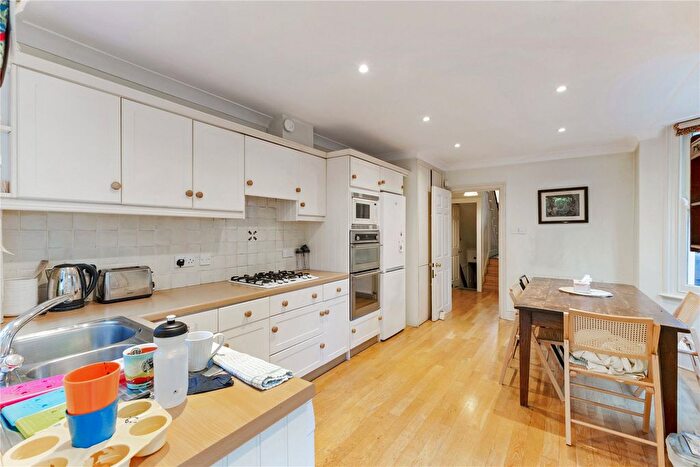5 Bedroom Terraced House To Rent In Anhalt Road, Battersea, SW11