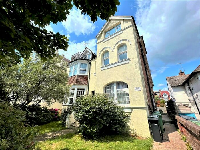 2 Bedroom Flat To Rent In Cantelupe Road, Bexhill-On-Sea, TN40