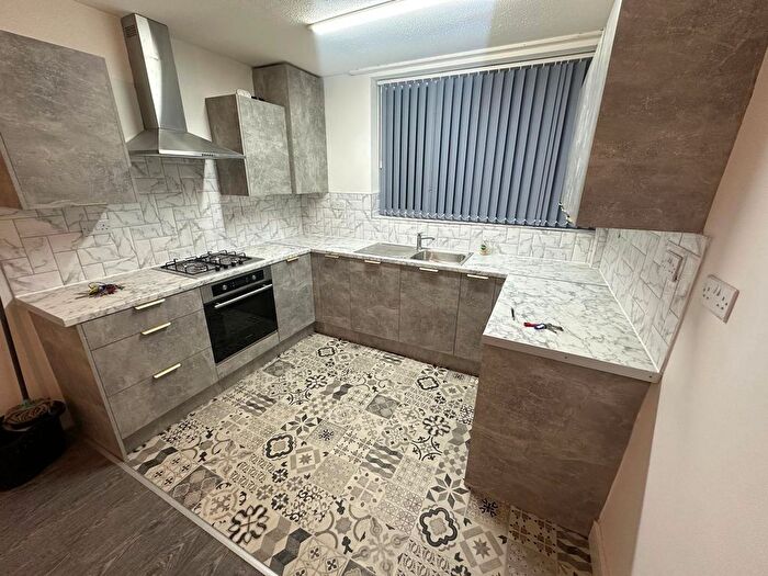 3 Bedroom Terraced House To Rent In Vauxhall Crescent, Smithswood, B36