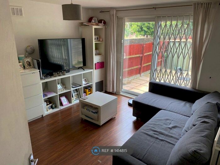 1 Bedroom Flat To Rent In Bedford Road, London, N15