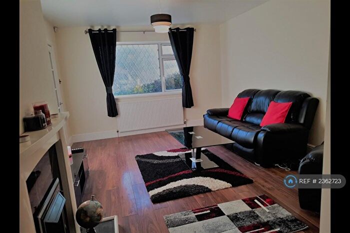 4 Bedroom Semi-Detached House To Rent In Prior Deram Walk, Coventry, CV4