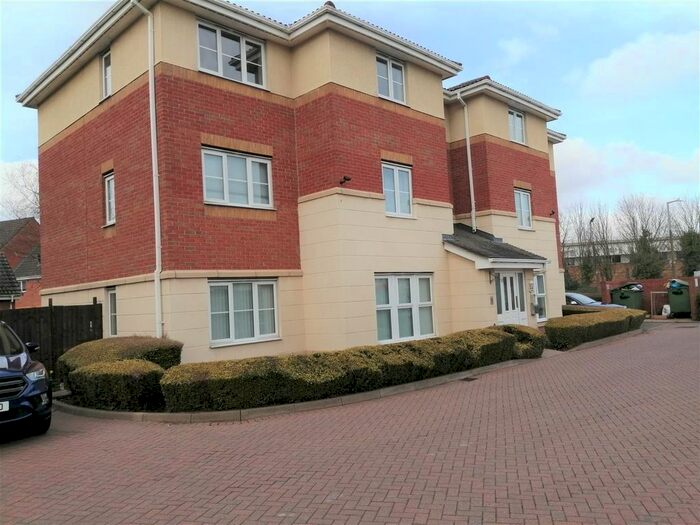 2 Bedroom Flat To Rent In Gladstone Street, West Bromwich, B71