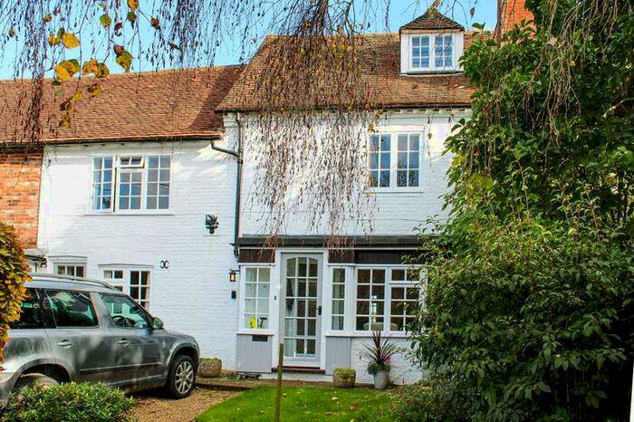 4 Bedroom Cottage For Sale In Church Lane, Laughton, BN8