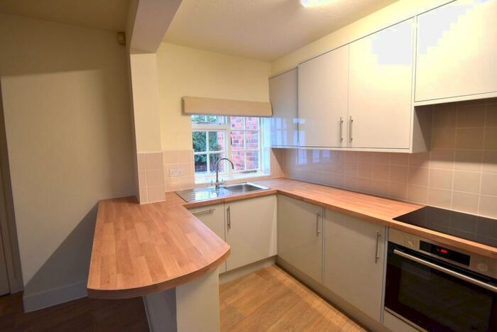 1 Bedroom Bungalow To Rent In North Field Cottage, Lake End Road, Dorney, Windsor, SL4