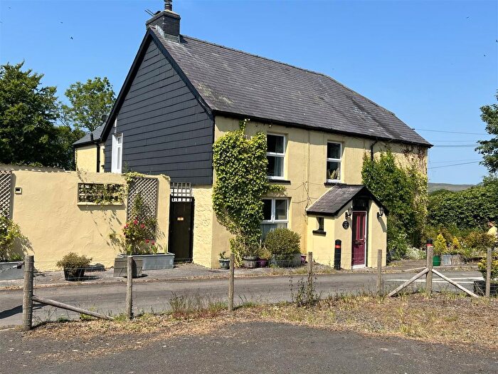 7 Bedroom Semi-Detached House For Sale In Llanddeusant, Llangadog, SA19