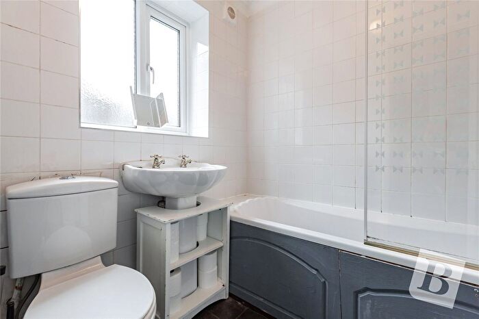 3 Bedroom Semi-Detached House For Sale In Cotleigh Road, Romford, RM7