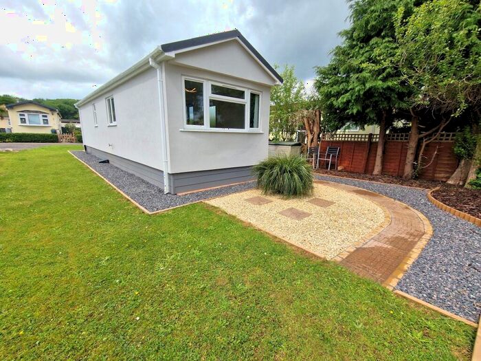 1 Bedroom Park Home For Sale In Clyst St Mary, Exeter, EX5