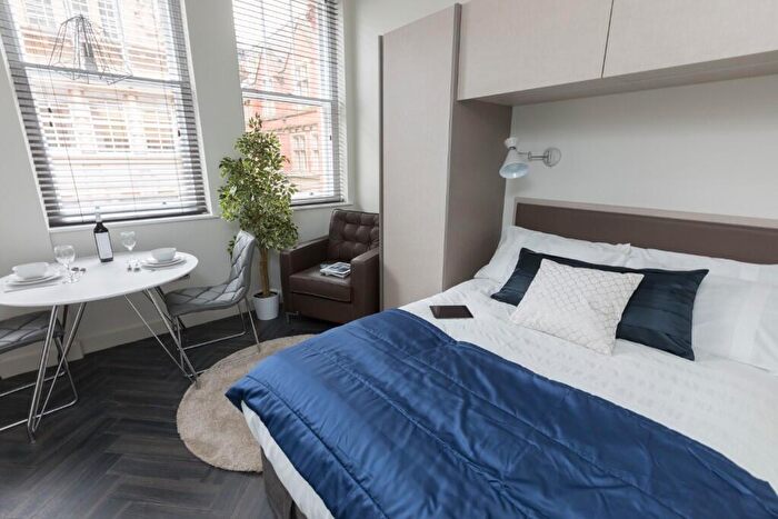 1 Bedroom Apartment To Rent In King Street, Manchester, Greater Manchester, M6