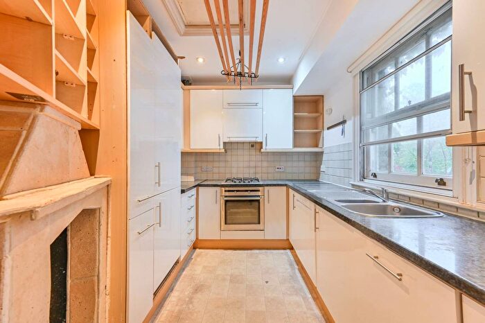 4 Bedroom Property To Rent In Clearwater Terrace, Notting Hill, London, W11