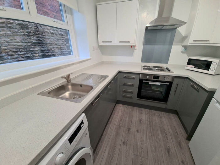 1 Bedroom House To Rent In Moorland Road, Leeds, LS6