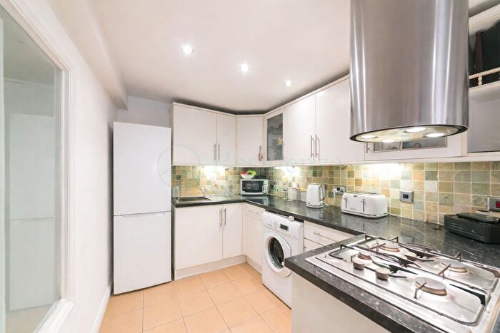 1 Bedroom Flat For Sale In Dartmouth Road, Forest Hill, SE23
