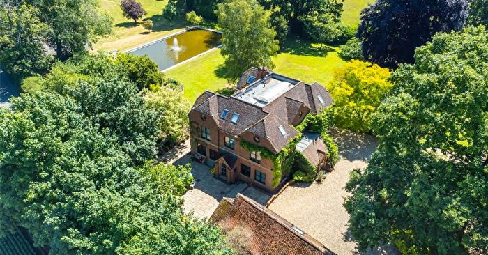 6 Bedroom Detached House For Sale In Longparish, SP11