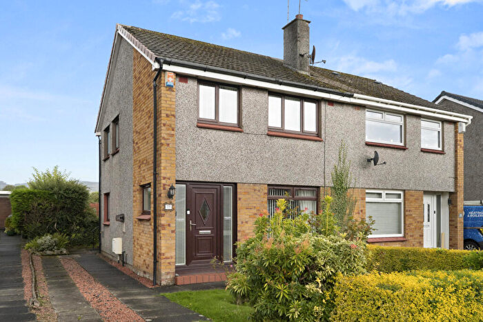 3 Bedroom Semi-Detached House For Sale In Anderson Road, Bishopton, PA7