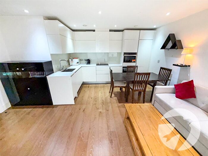 2 Bedroom Flat For Sale In Tizzard Grove, London, SE3