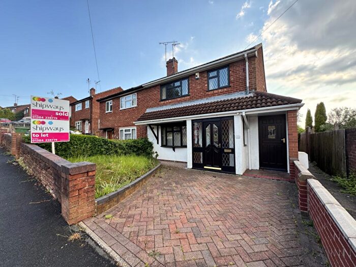 3 Bedroom House To Rent In Central Drive, Dudley, DY3