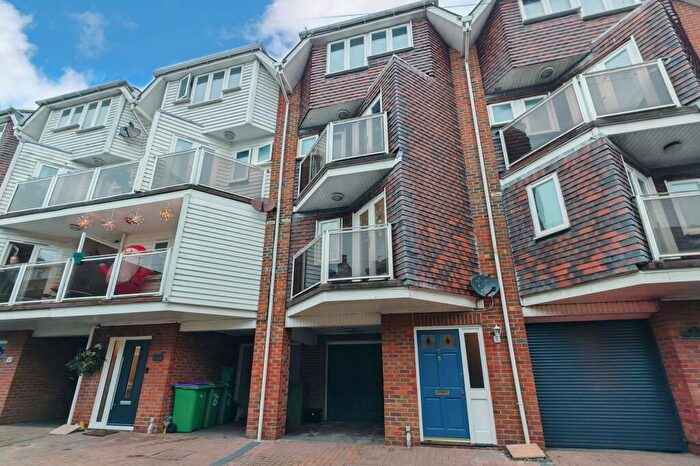 4 Bedroom Town House For Sale In Gough Road, Sandgate, Kent, CT20