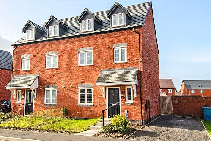 4 Bedroom Semi Detached House For Sale In Robinson Way, Handsacre, Rugeley, WS15