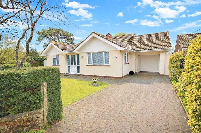2 Bedroom Detached Bungalow For Sale In Hare Lane, New Milton, Hampshire., BH25