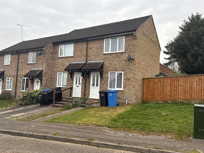 1 Bedroom End Of Terrace House To Rent In Yew Tree Rise, Ipswich, IP8