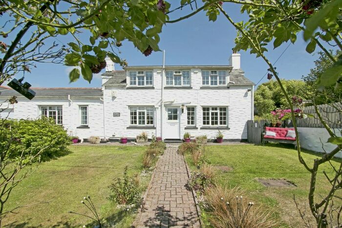 5 Bedroom Cottage For Sale In Tregaswith, Newquay, Cornwall, TR8