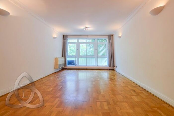 2 Bedroom Flat To Rent In Nottingham Terrace, London, NW1