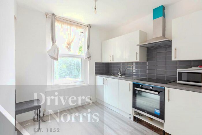 5 Bedroom Terraced House To Rent In Winchelsea Road, Bruce Grove, London, N17