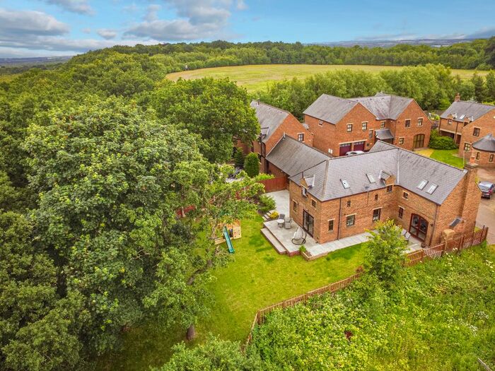 4 Bedroom Link Detached House For Sale In Sycamore House, Methley Lane, Leeds, LS26