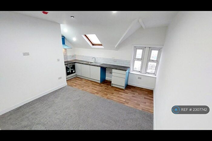 1 Bedroom Flat To Rent In Westgate, Otley, LS21