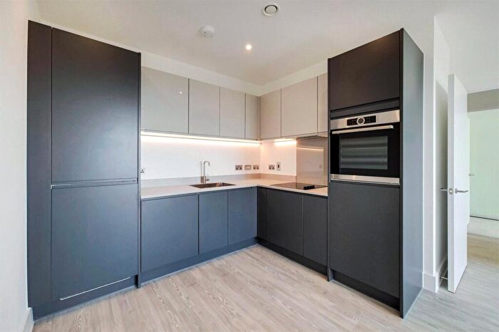 1 Bedroom Apartment For Sale In Starling Court, Southmere, Nest Way, SE2