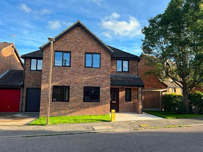 4 Bedroom Detached House To Rent In Gardiner Court, Blue Bridge, MK13