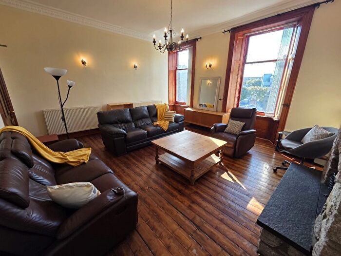 3 Bedroom Flat To Rent In King Street, City Centre, Aberdeen, AB24
