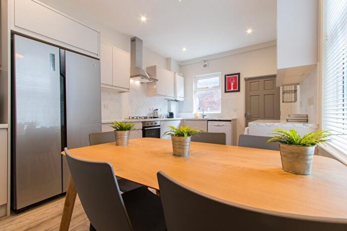 5 Bedroom Terraced House To Rent In Thornycroft Road, Liverpool, L15