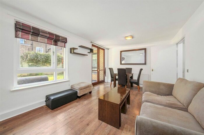 3 Bedroom Flat To Rent In Alexandra Place, St John's Wood, NW8