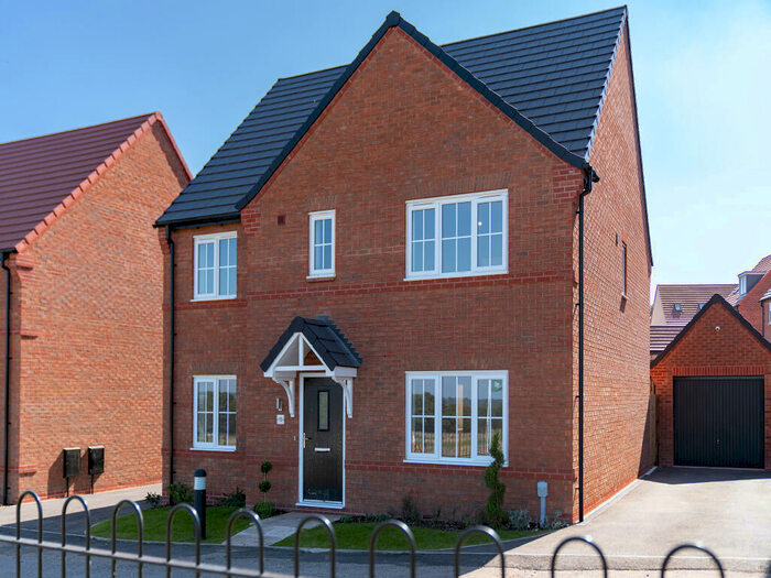 5 Bedroom Detached House For Sale In Higham Lane, Nuneaton, CV11