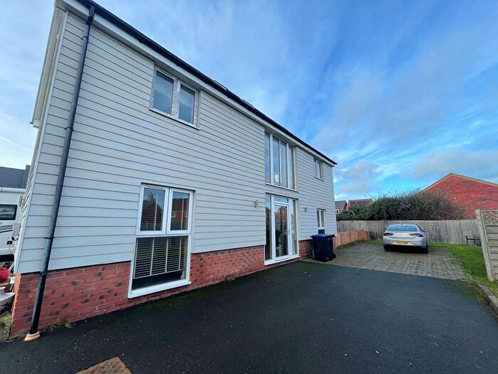 4 Bedroom Property To Rent In Marston Croft, Southam, CV47