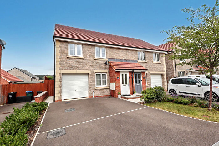 3 Bedroom Semi-Detached House For Sale In Edge Of Wells, BA5