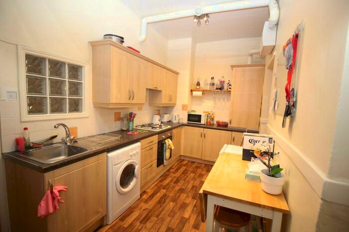 2 Bedroom Apartment To Rent In Mayfair Road, Jesmond, Newcastle Upon Tyne, NE2