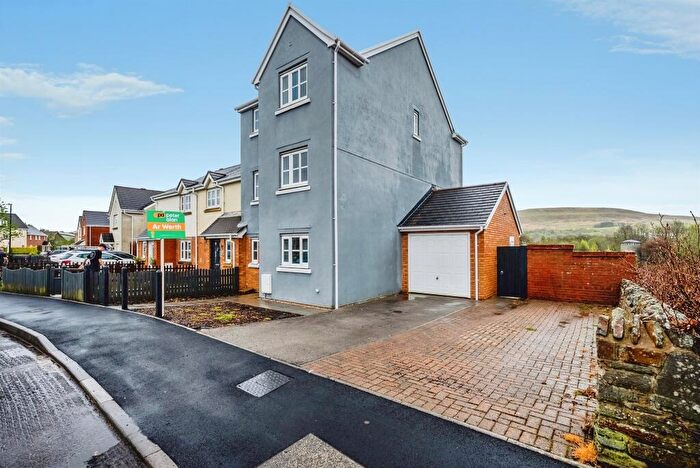4 Bedroom End Of Terrace House For Sale In Lakeside Way, Nantyglo, Ebbw Vale, NP23
