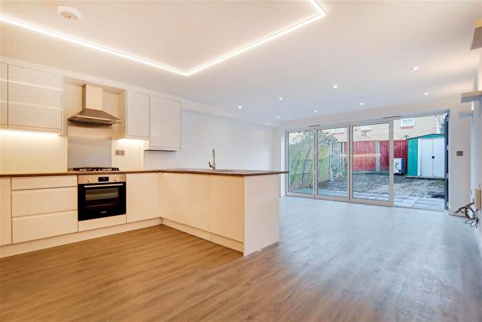3 Bedroom Duplex To Rent In Chamberlayne Avenue, Wembley, Middlesex, HA9