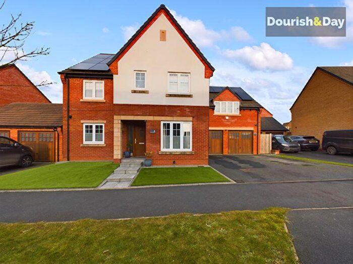 5 Bedroom Detached House For Sale In Tulip Walk, Gnosall, Staffordshire, ST20