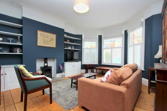 2 Bedroom Ground Maisonette To Rent In Albert Road, Alexandra Park, N22