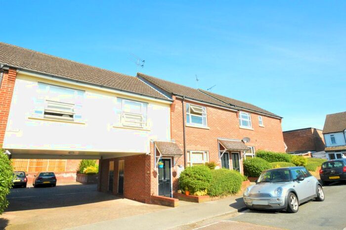 1 Bedroom Flat To Rent In Cambridge Road, St Albans, AL1