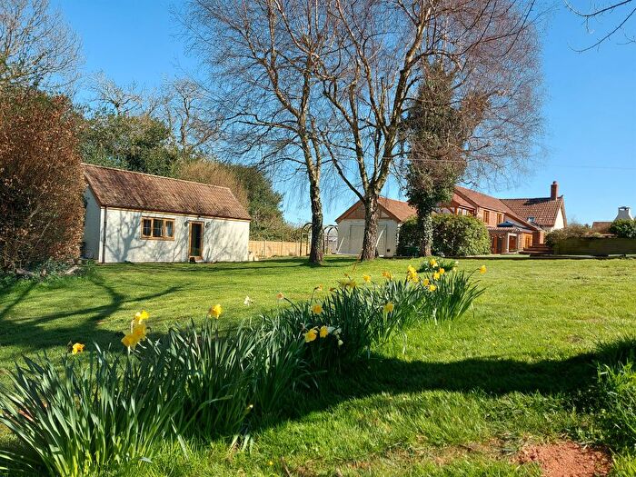 5 Bedroom Farmhouse For Sale In Bush Lane, Spaxton, Bridgwater, TA5