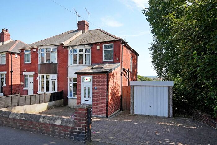 3 Bedroom Semi-Detached House For Sale In Elm Lane, Sheffield, S5