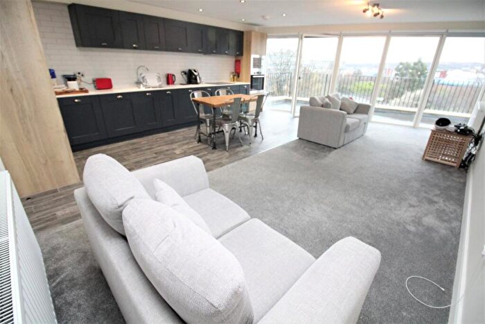 5 Bedroom Flat To Rent In Picton Manor, City Centre, Newcastle Upon Tyne, NE1