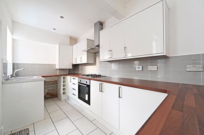 3 Bedroom Terraced House To Rent In Marion Road, Hillsborough, Sheffield, S6