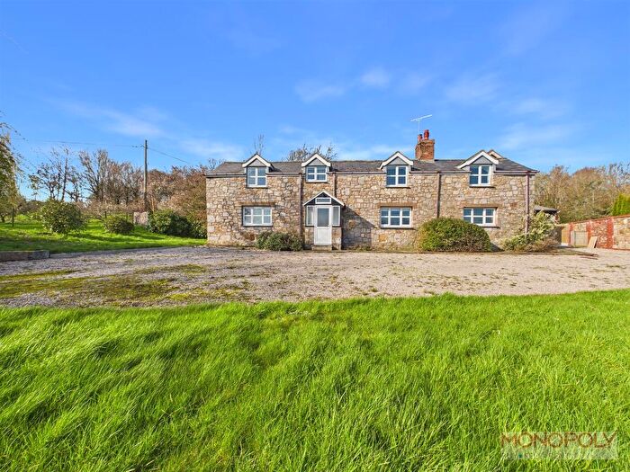 4 Bedroom Detached House For Sale In Pen Y Bryn, Pen-Y-Cae, Wrexham, LL14