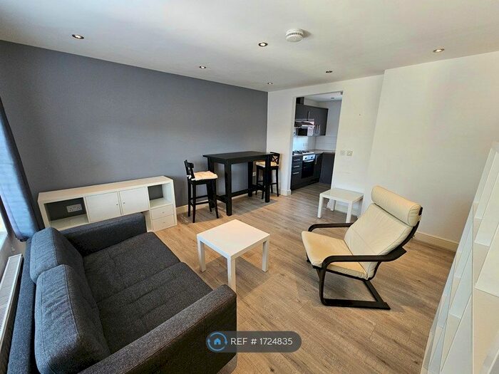 1 Bedroom Flat To Rent In Marlborough Road, Dagenham, RM8